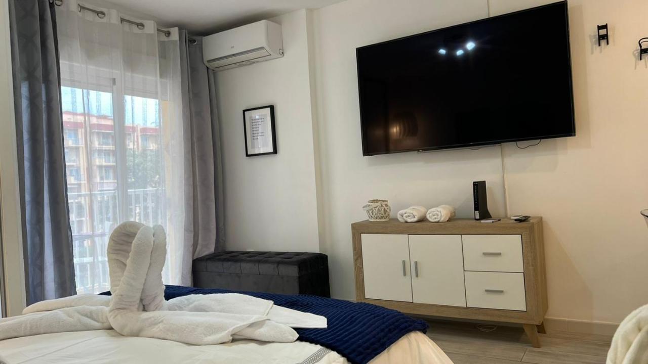 Aguila Estudio Beach Appartement *